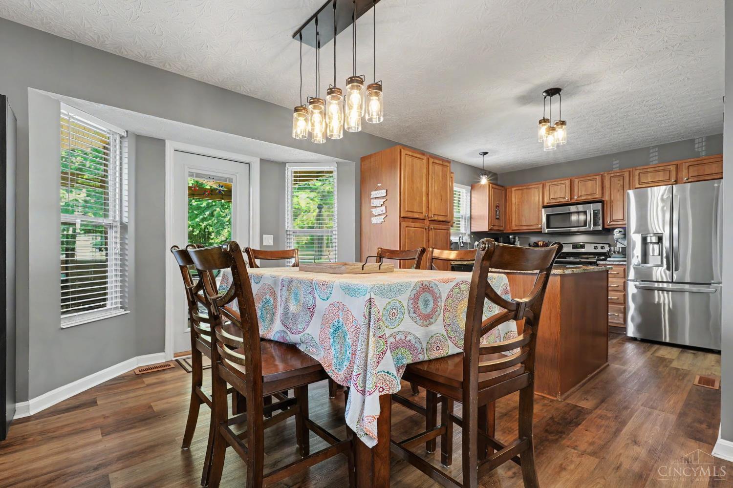 2057 River Birch Drive Property Photo 9