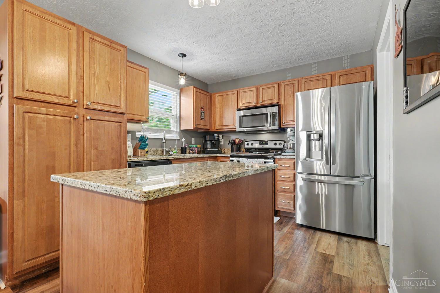 2057 River Birch Drive Property Photo 10