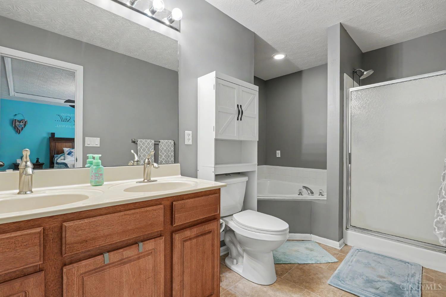 2057 River Birch Drive Property Photo 14
