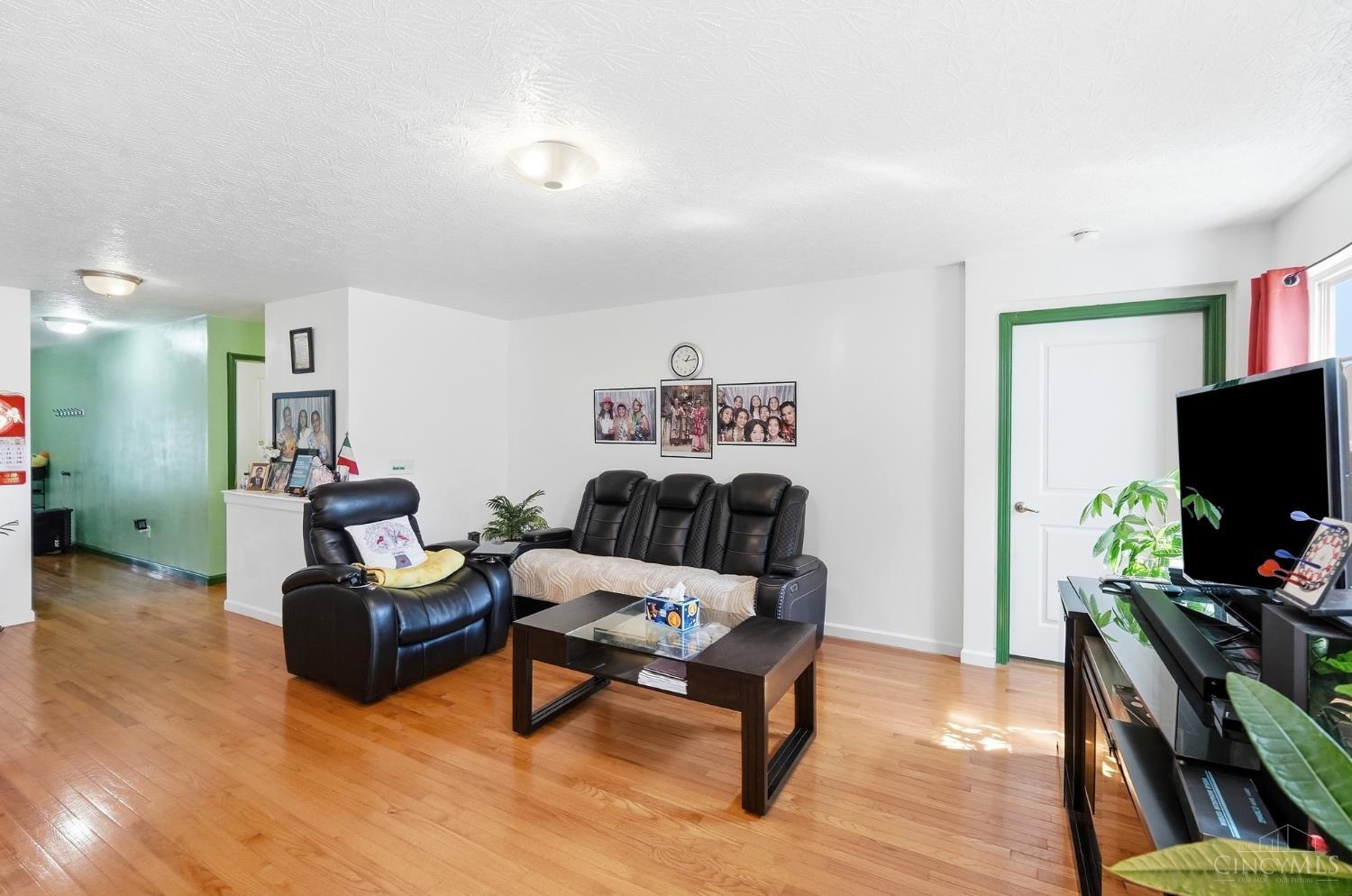 2651 Affirmed Drive Property Photo 9