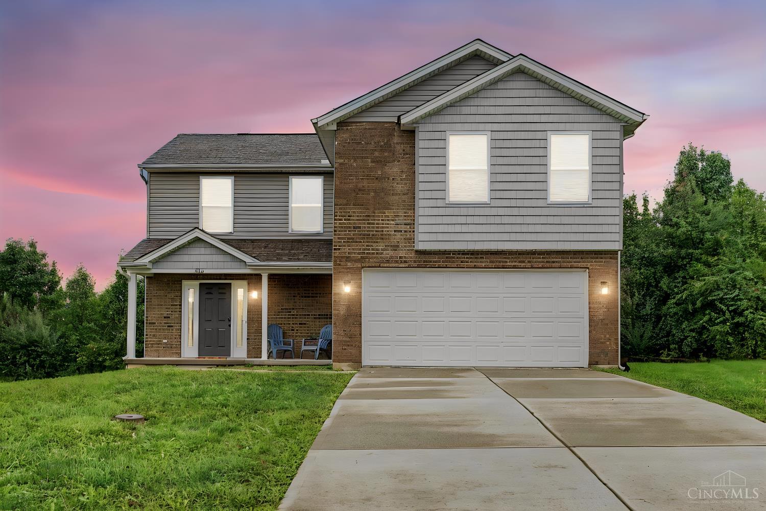 215 Wexford Drive Property Photo 1