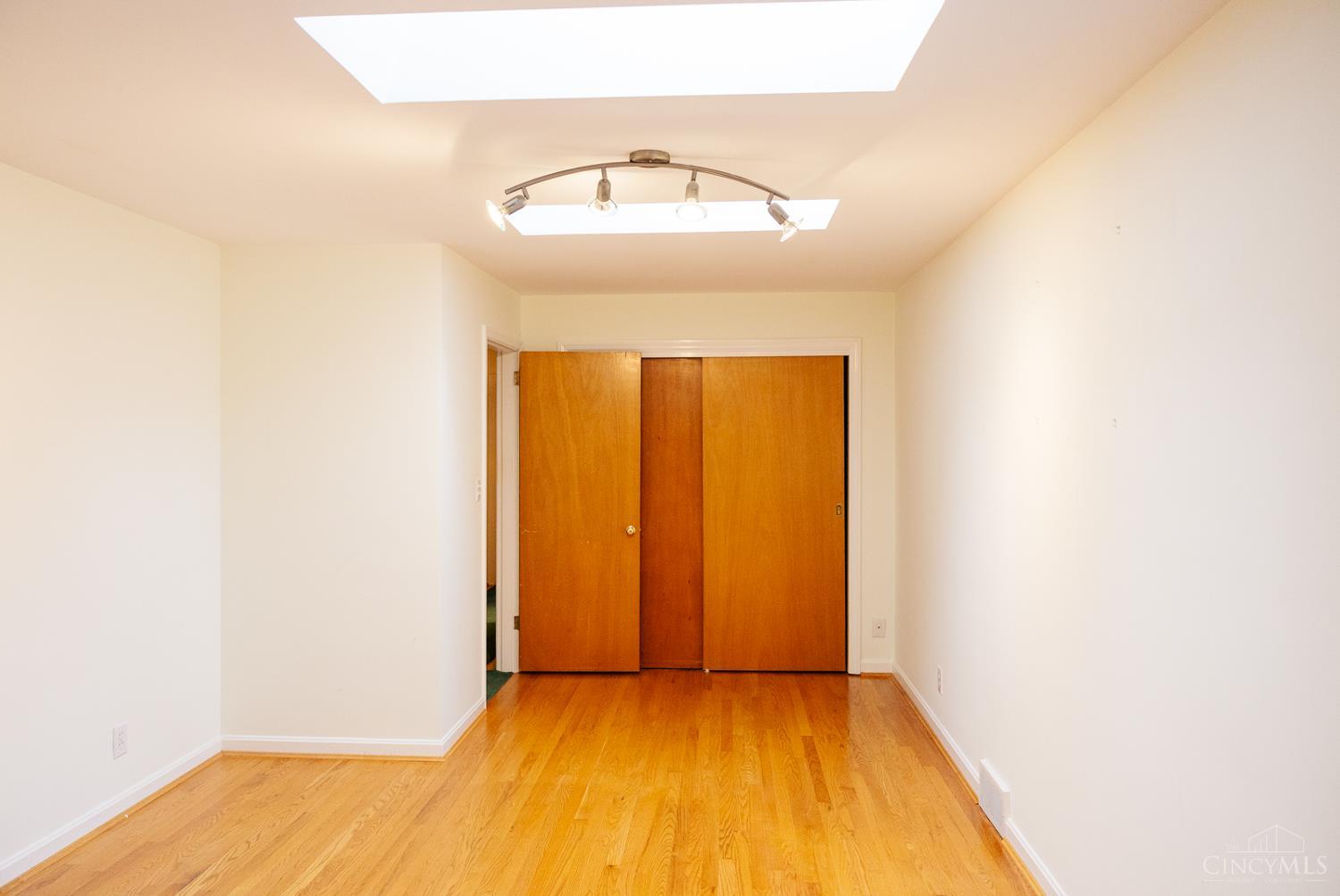 5765 Miami Road Property Photo 36
