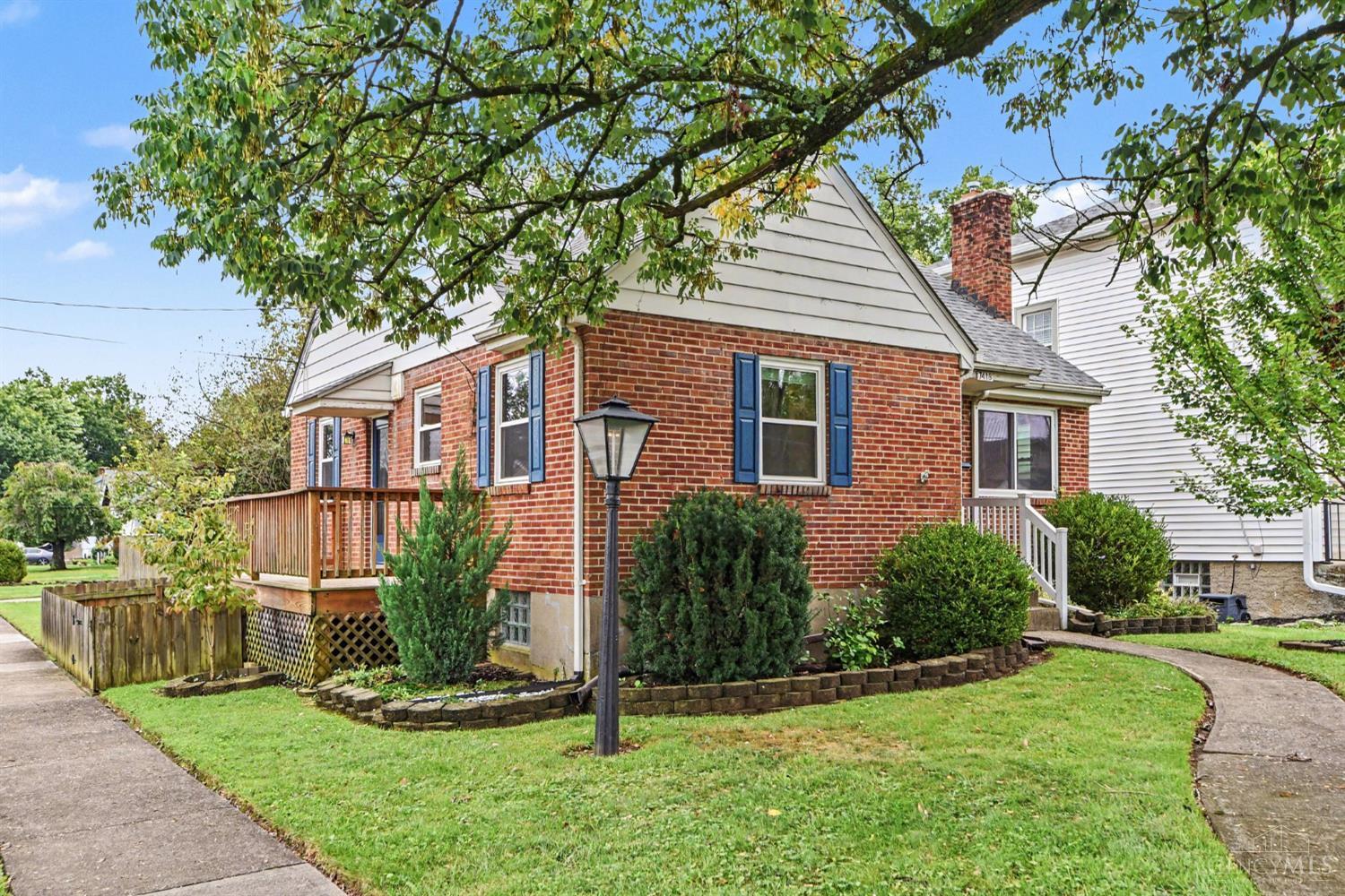 7418 Plainfield Road Property Photo 4