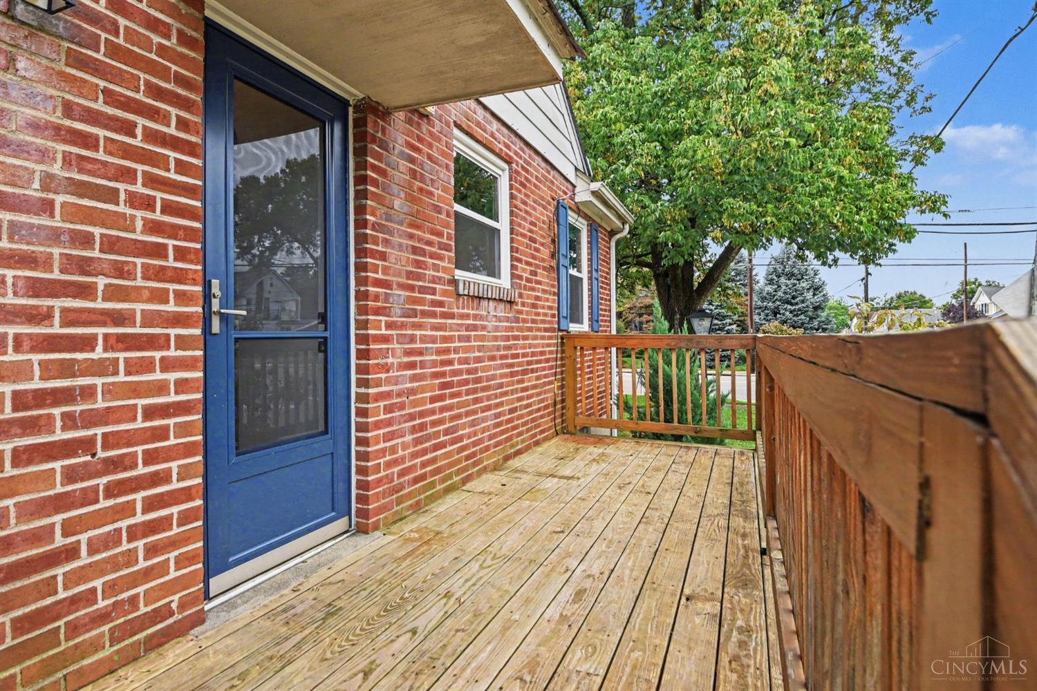 7418 Plainfield Road Property Photo 25