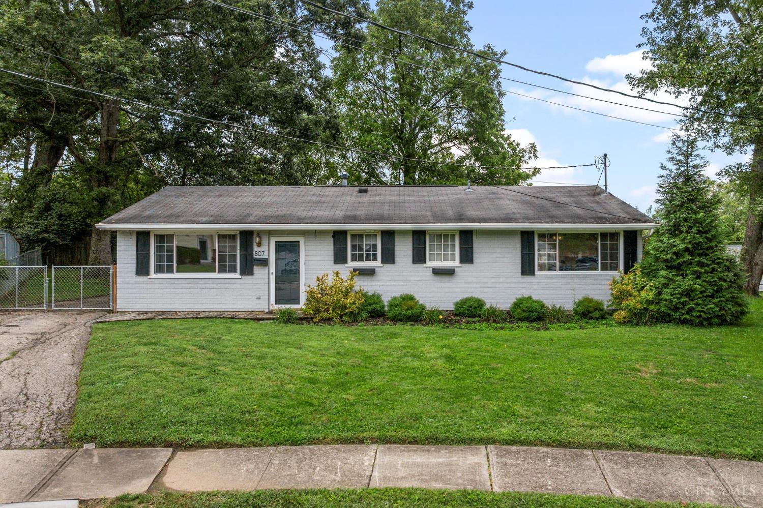 807 Kenmar Drive Property Photo 1