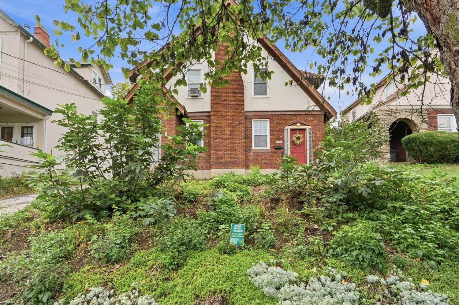 3134 Parkview Avenue Property Photo 1