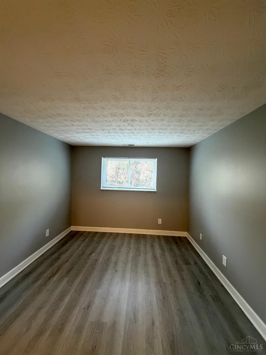 2431 Mustang Drive Property Photo 24