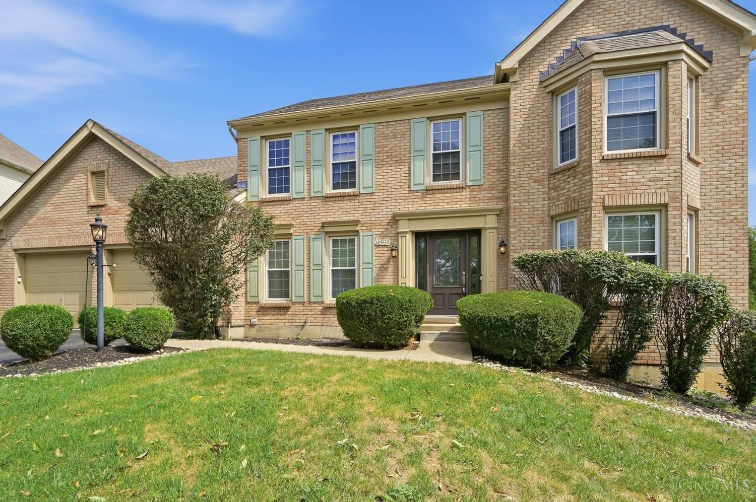 10934 Fallstone Drive Property Photo 2