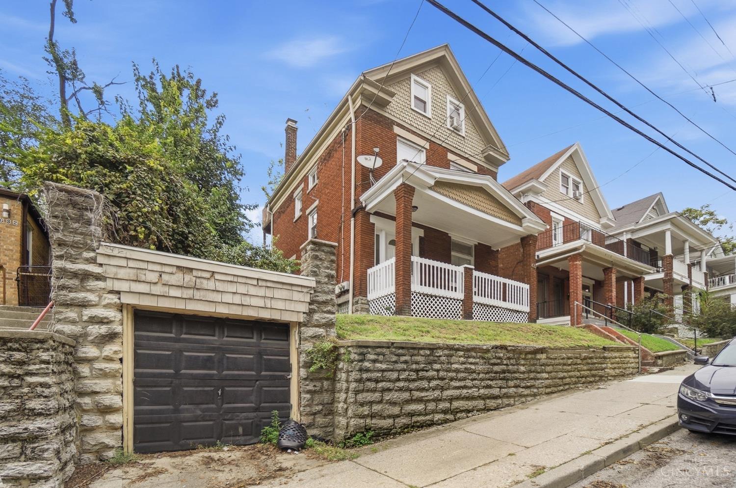 630 Straight Street Property Photo 40