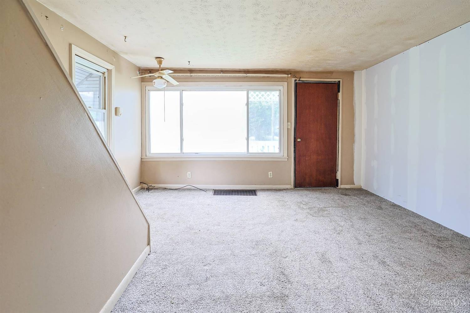1081 Mckelvey Road Property Photo 3