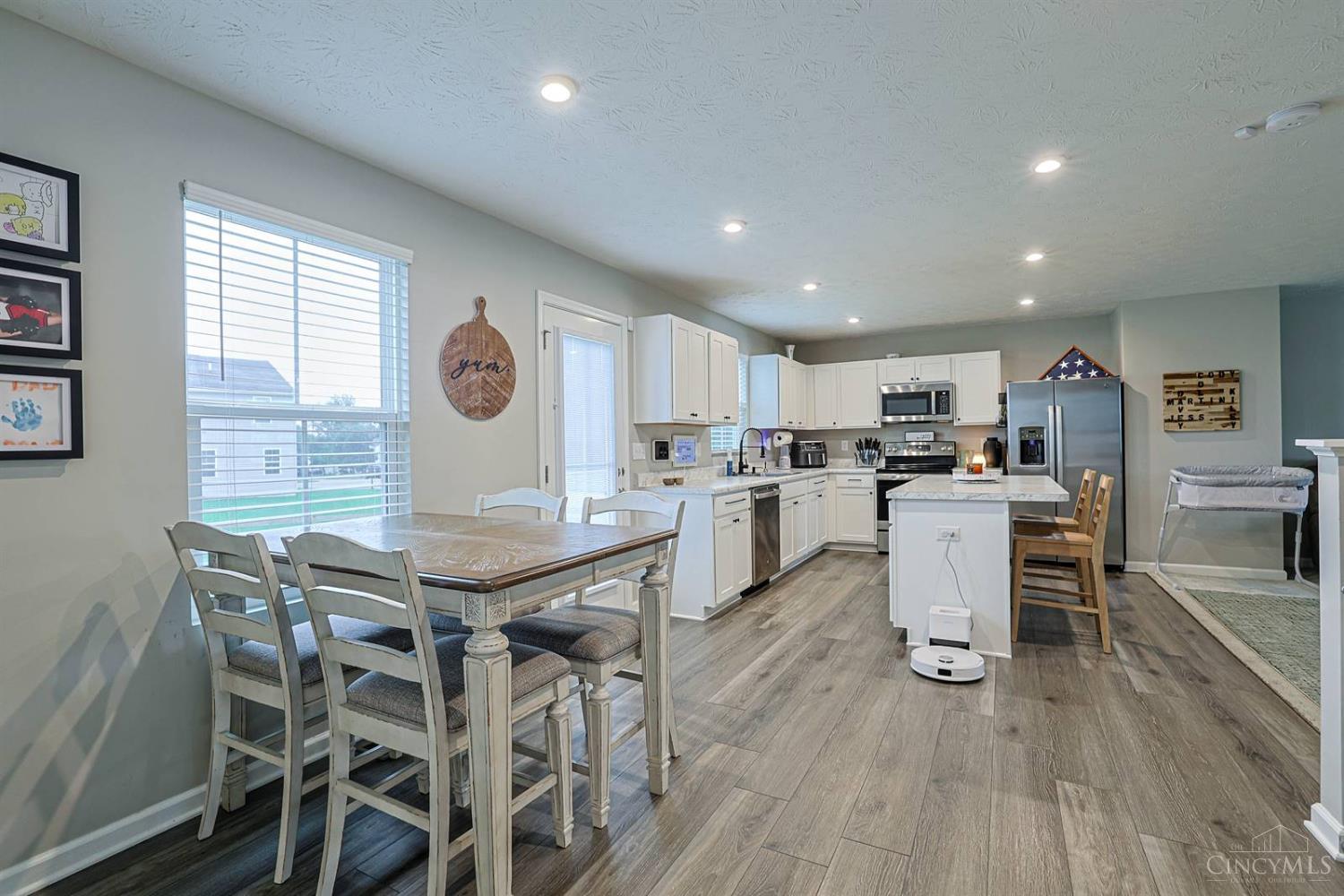 5002 Brooklet Way Property Photo 10