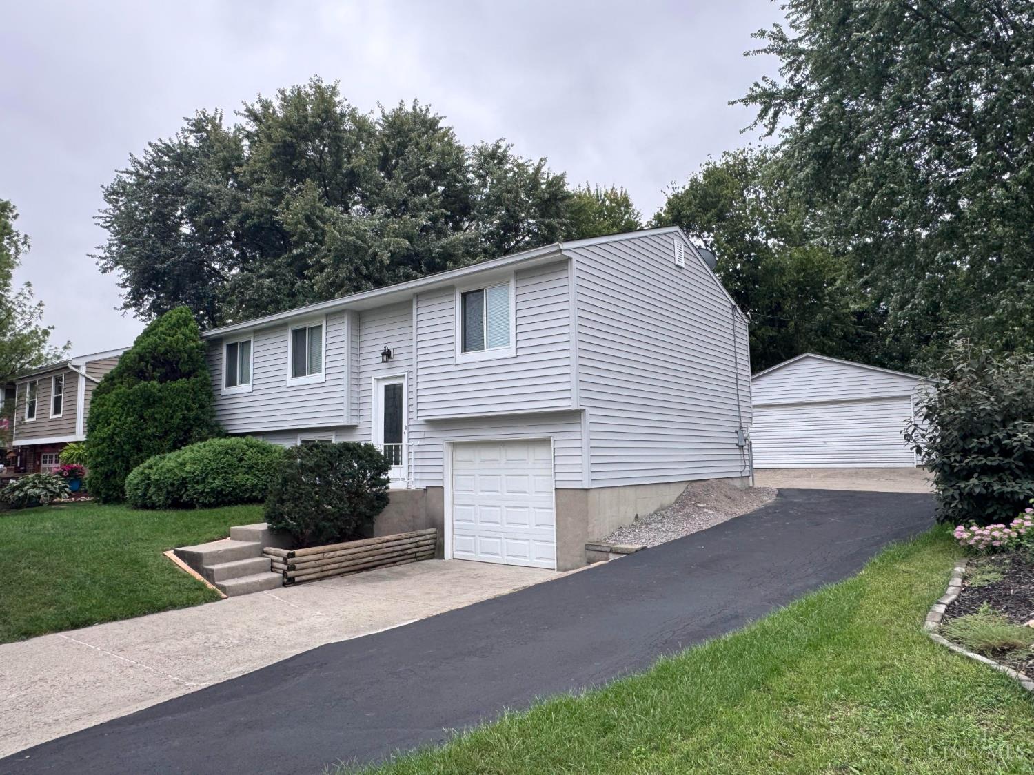 11481 Gravenhurst Drive Property Photo 1