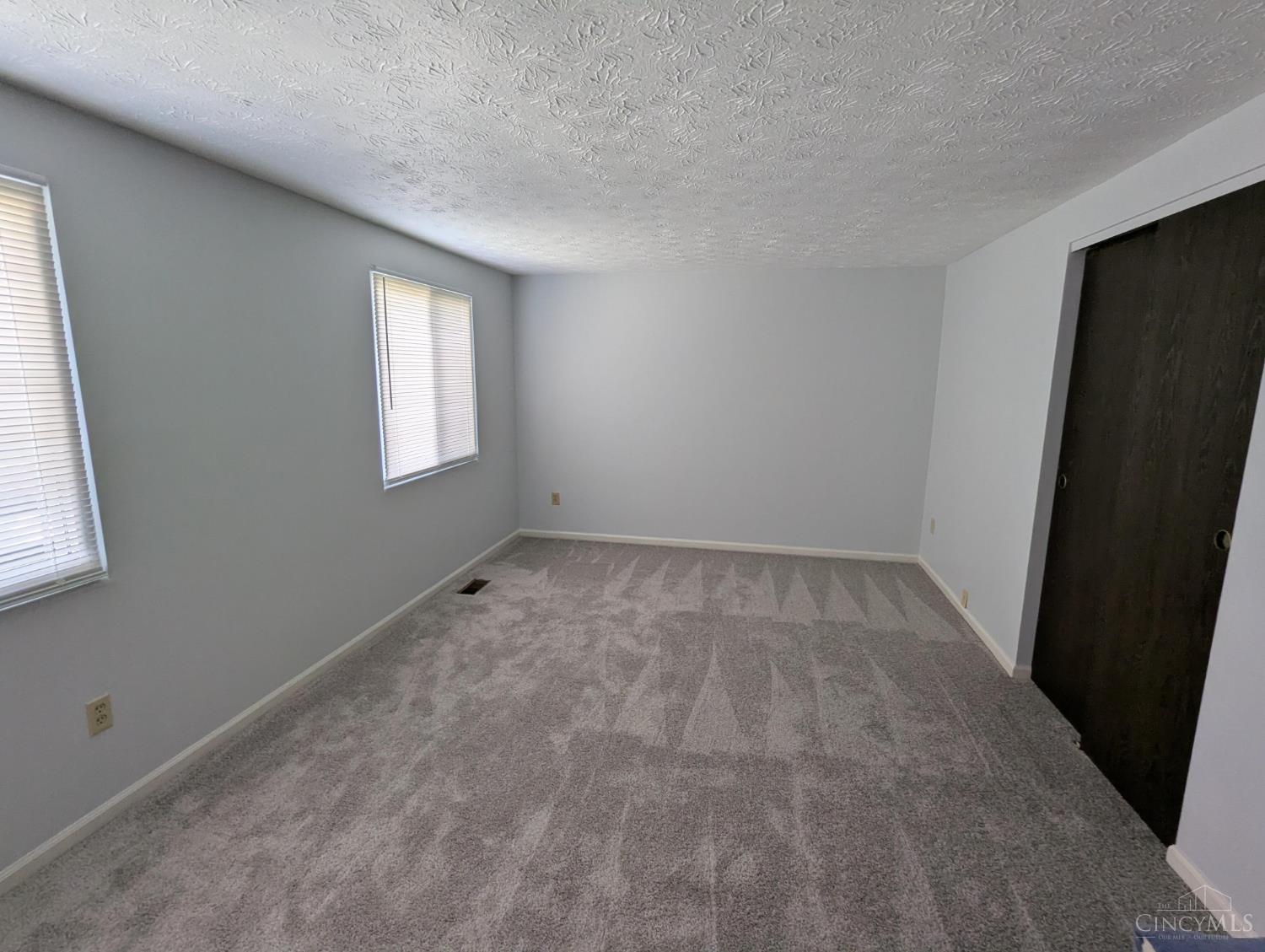11481 Gravenhurst Drive Property Photo 4