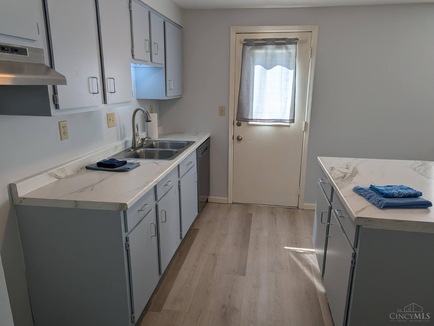 11481 Gravenhurst Drive Property Photo 8