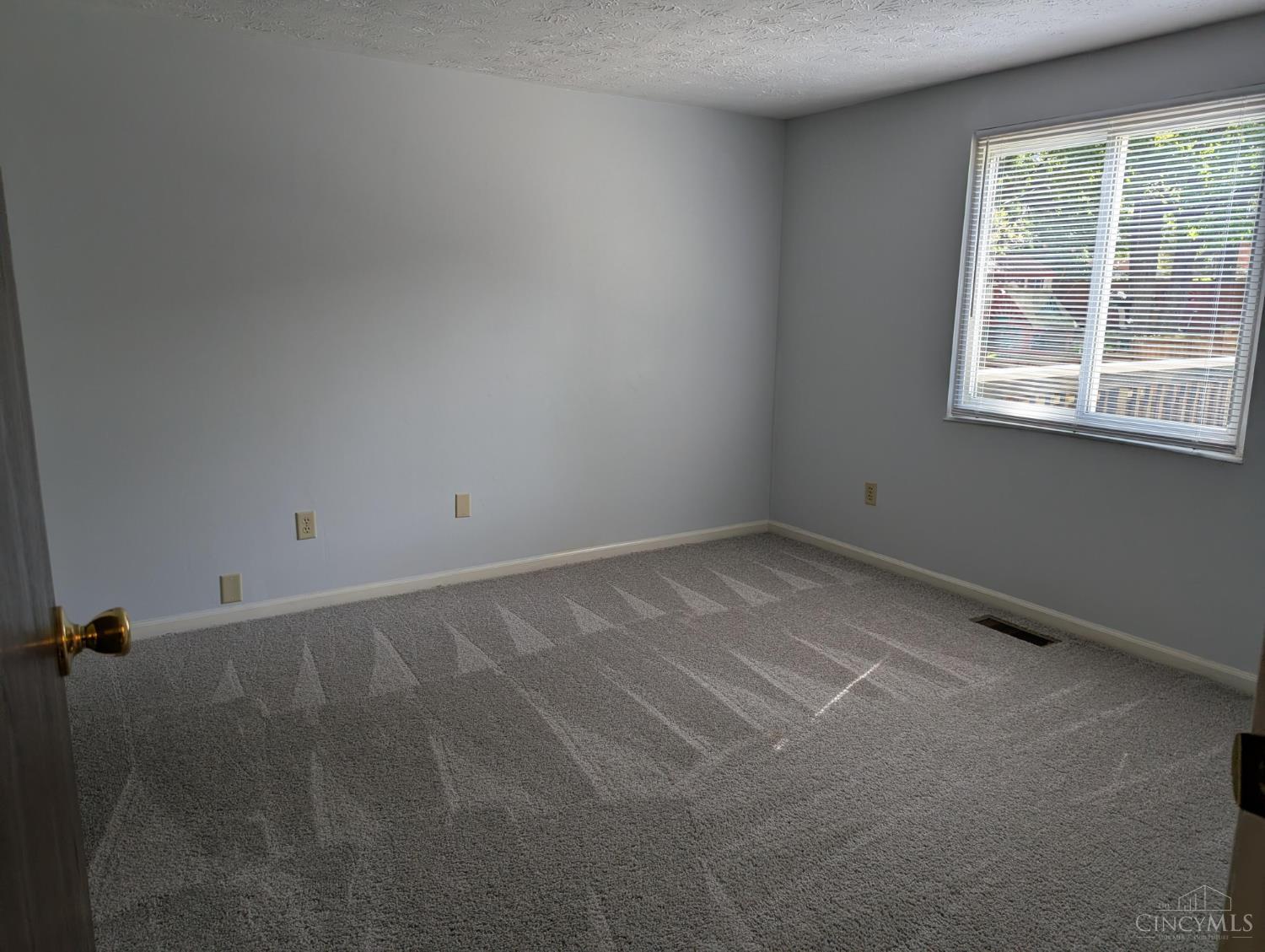 11481 Gravenhurst Drive Property Photo 14