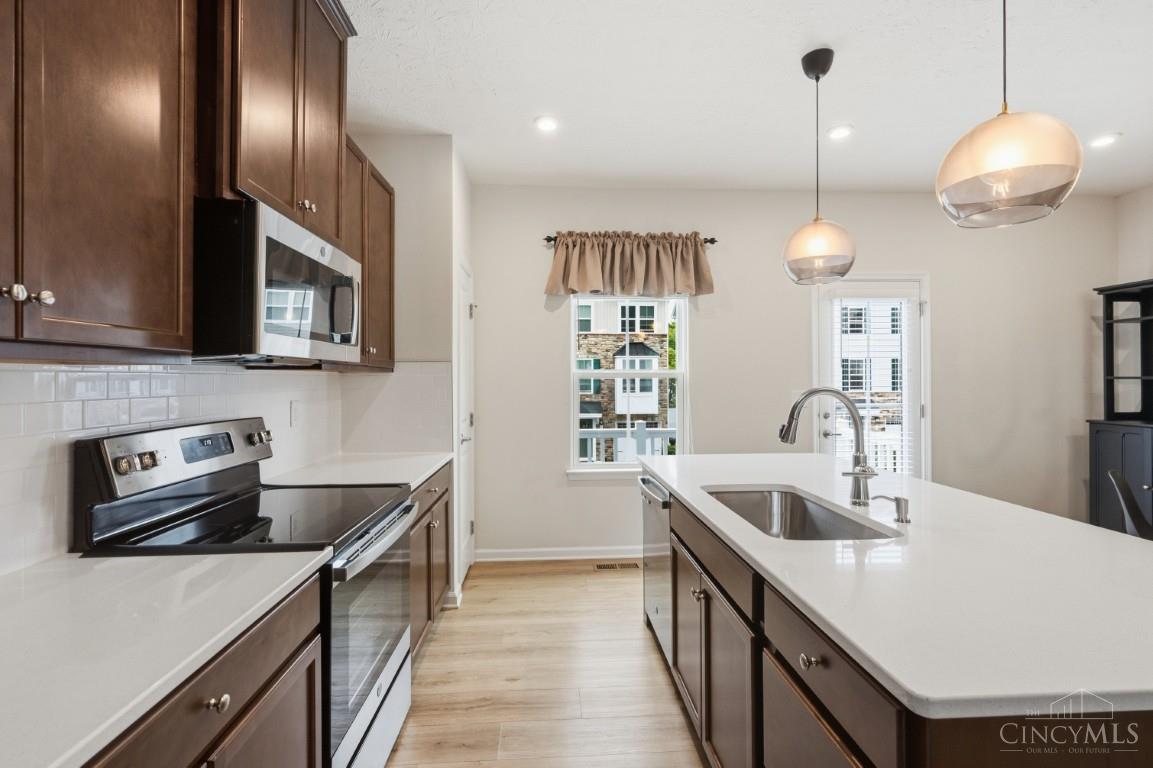 5 Wentworth Lane Property Photo 16