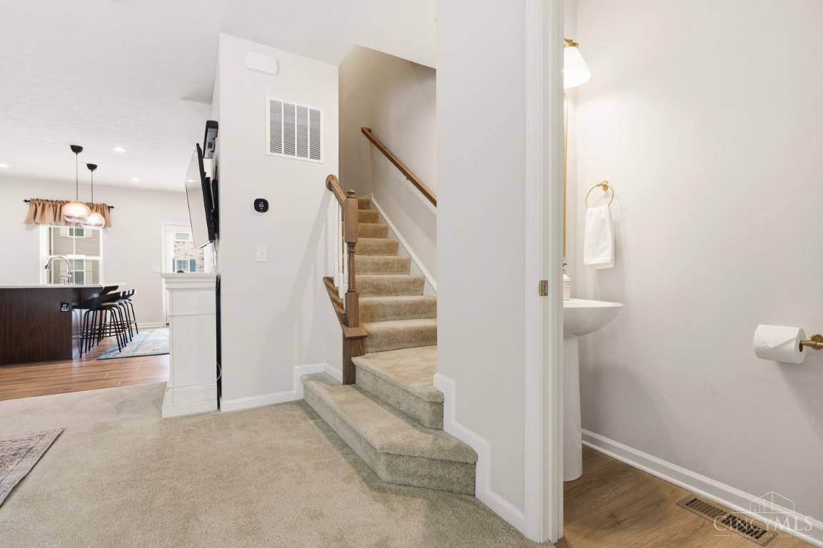 5 Wentworth Lane Property Photo 28