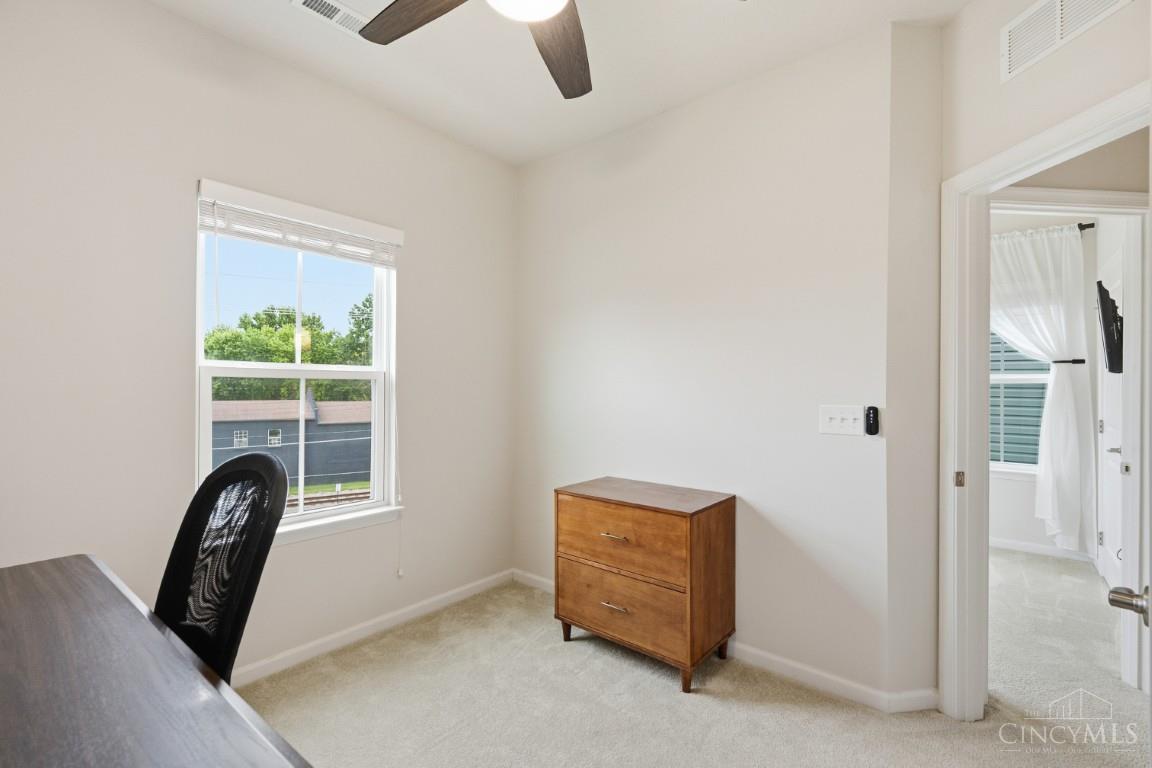 5 Wentworth Lane Property Photo 43