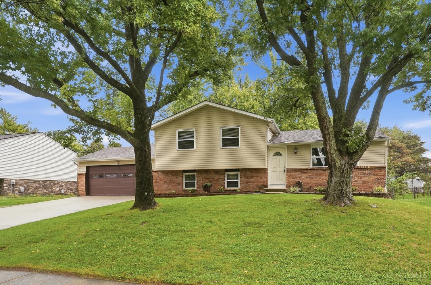 829 James Drive Property Photo 1