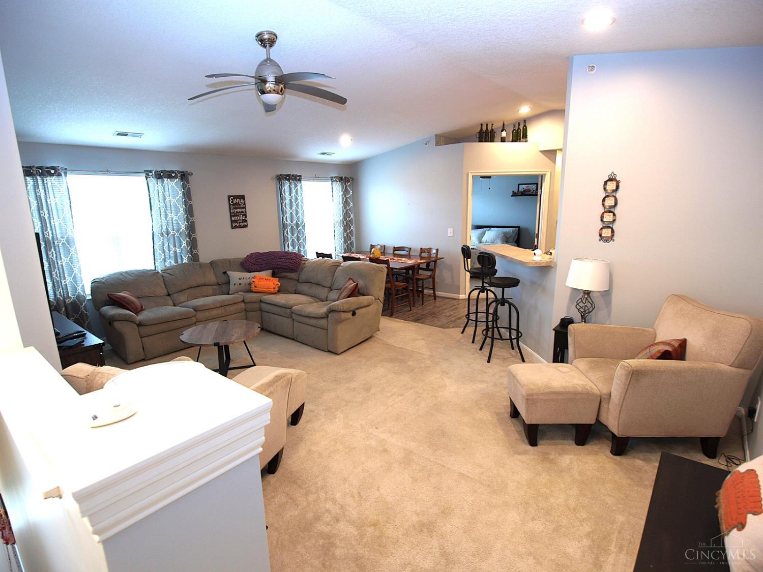 7609 Skyview Circle Property Photo 2