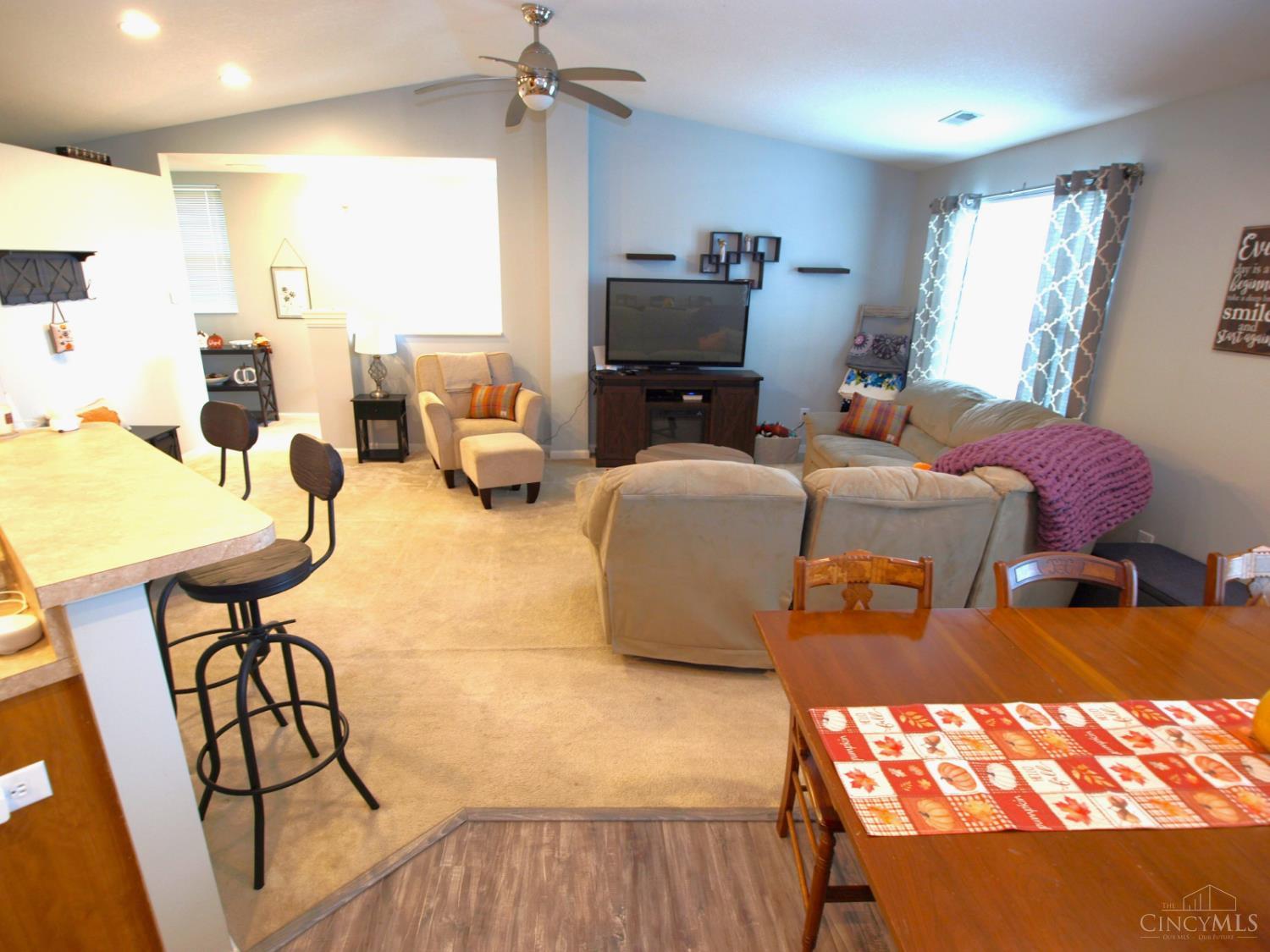 7609 Skyview Circle Property Photo 3