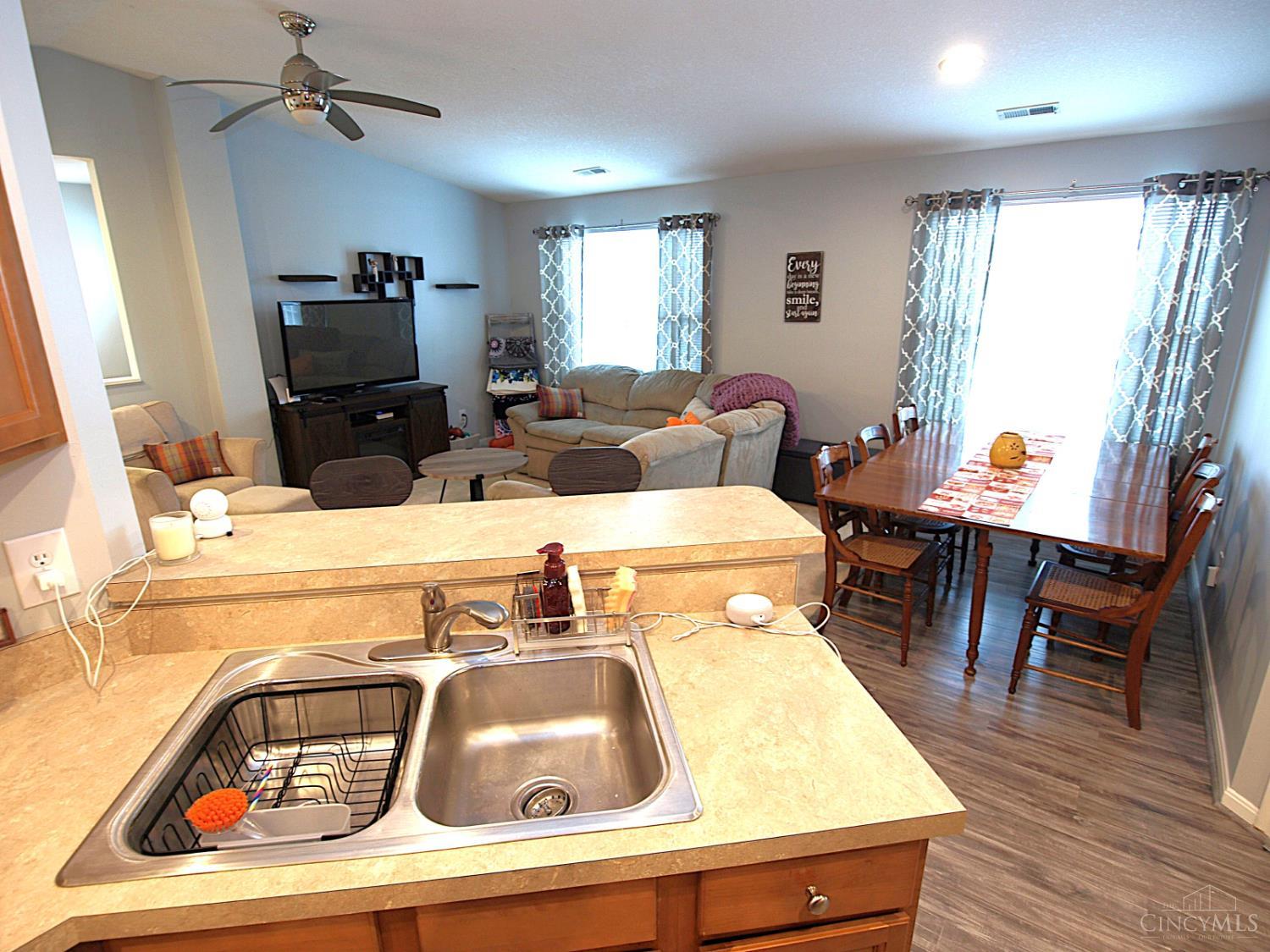 7609 Skyview Circle Property Photo 7