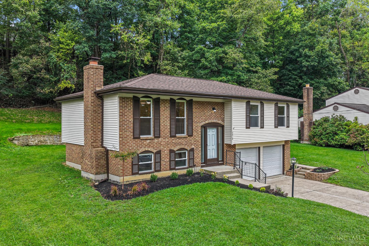 2618 Hunt Road Property Photo 2