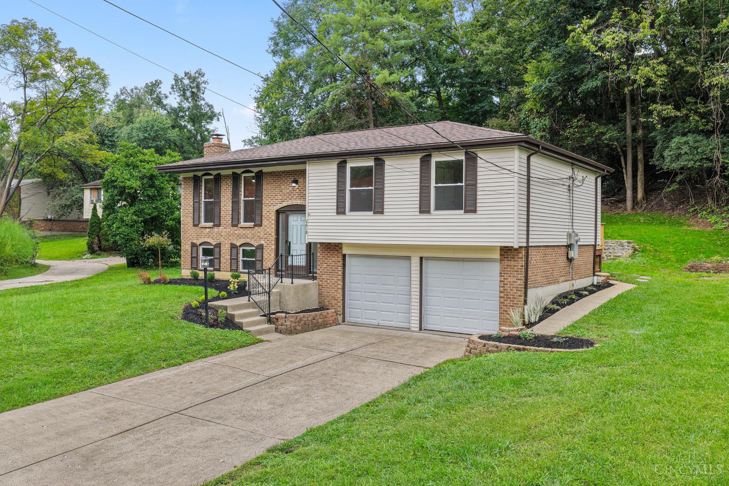 2618 Hunt Road Property Photo 3