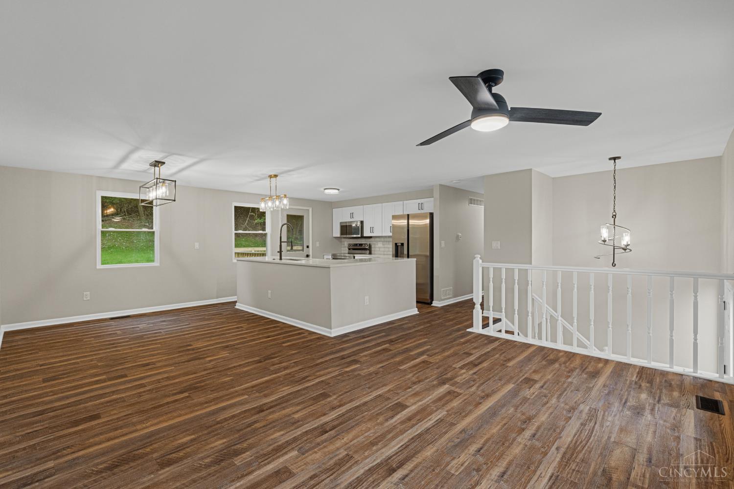 2618 Hunt Road Property Photo 9