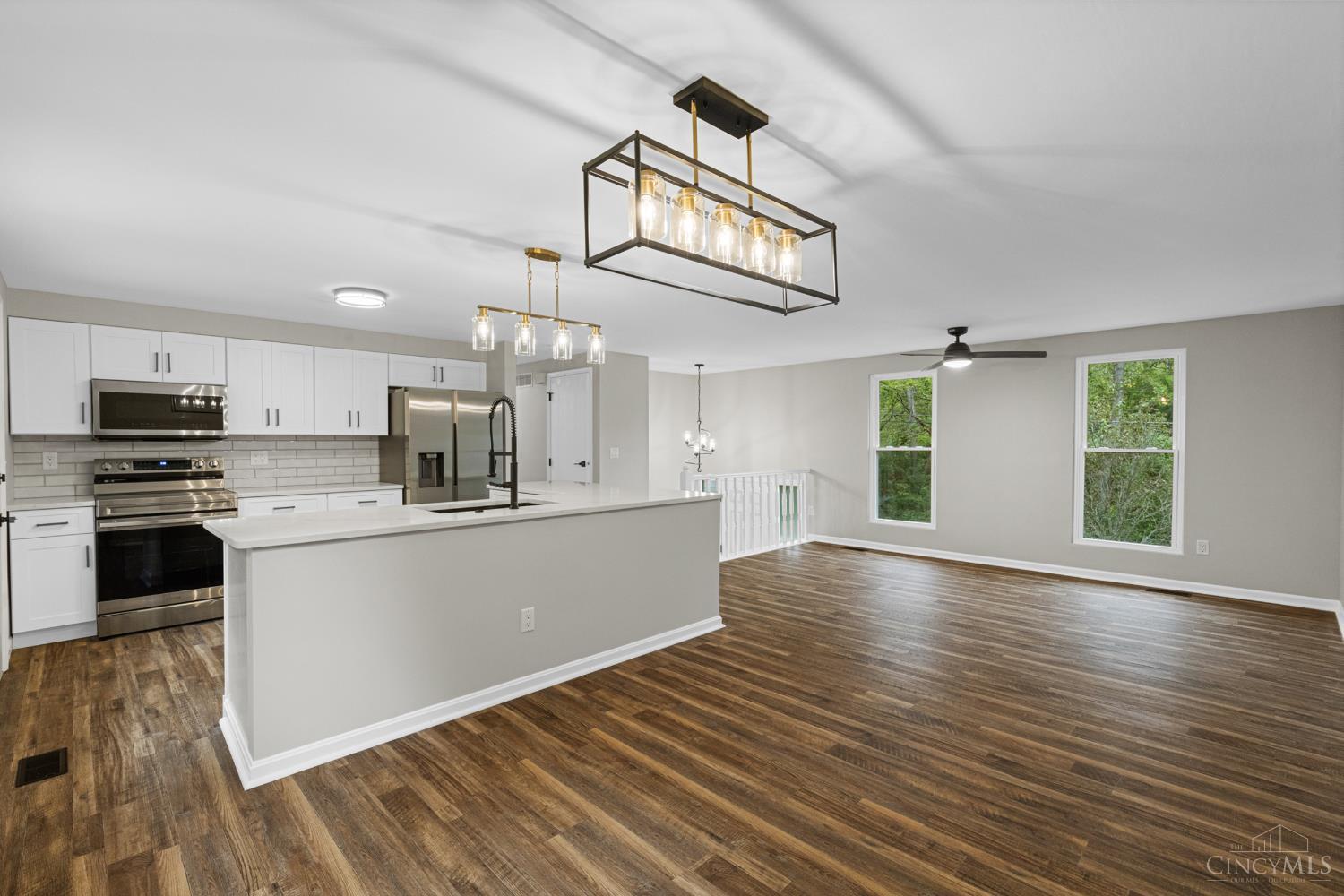 2618 Hunt Road Property Photo 11