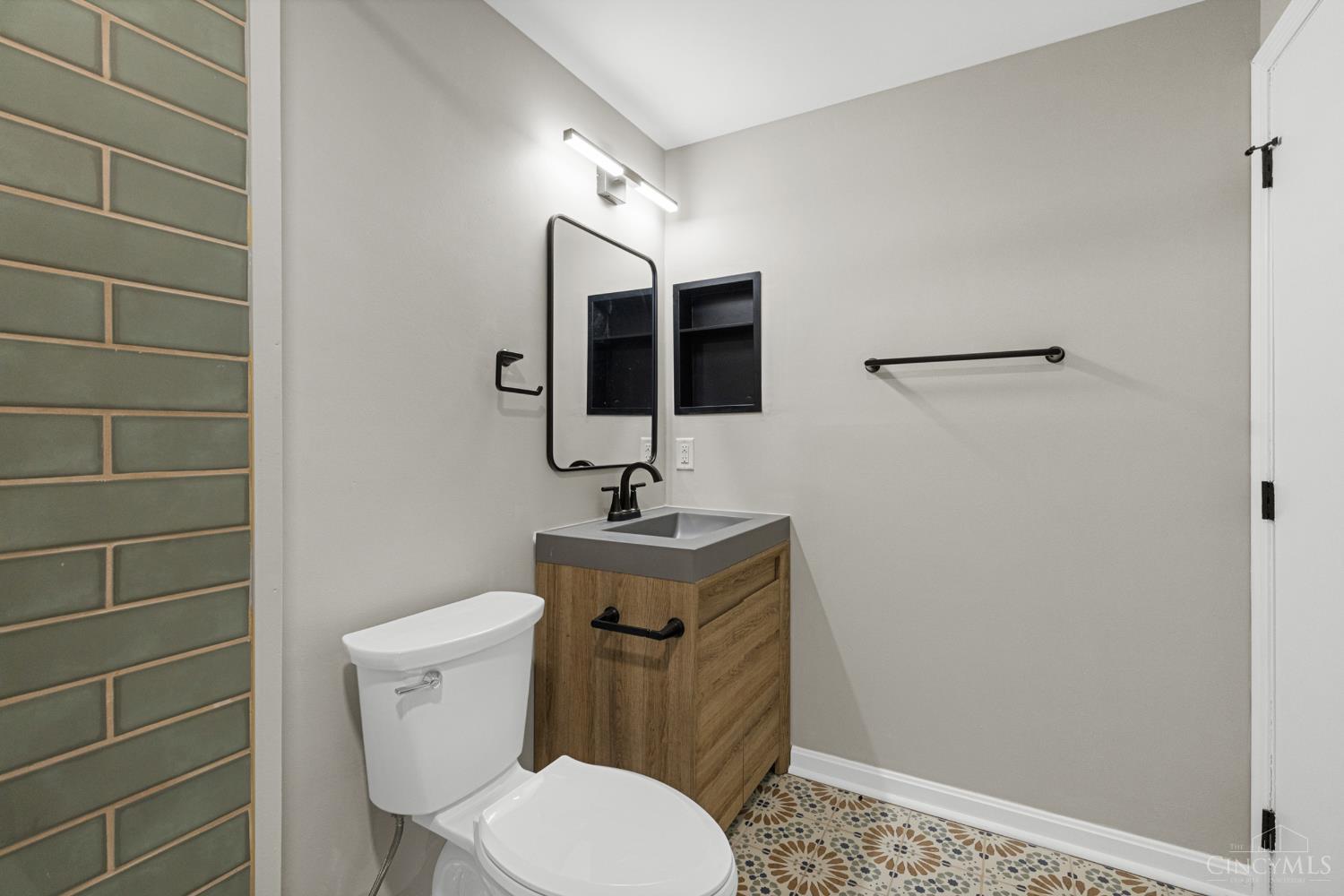 2618 Hunt Road Property Photo 20