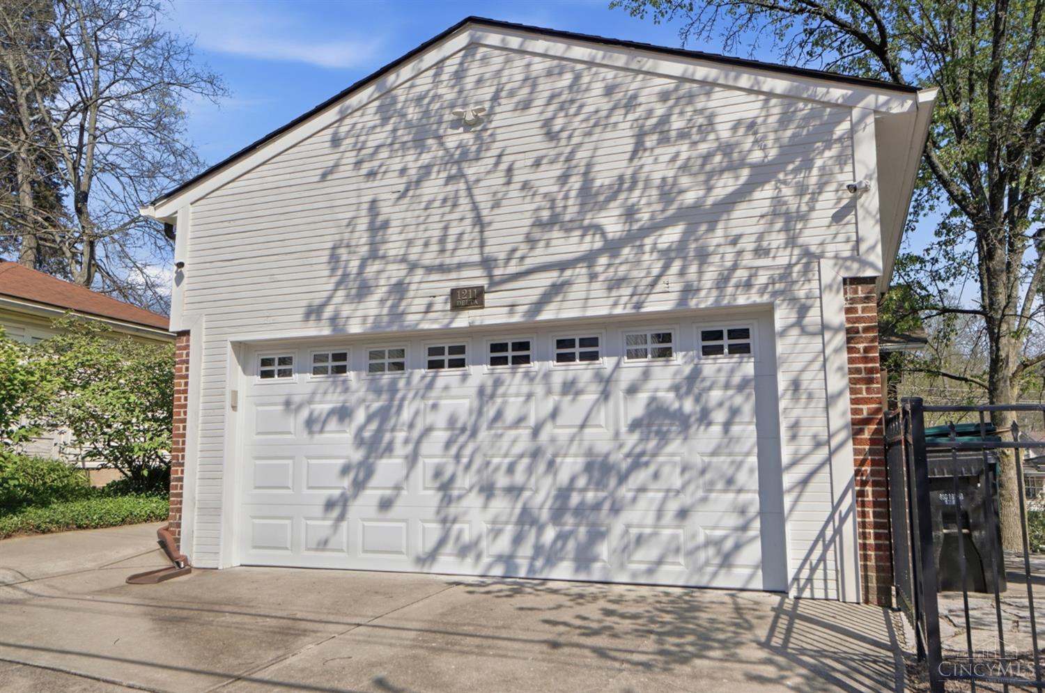 1211 Delta Avenue Property Photo 35