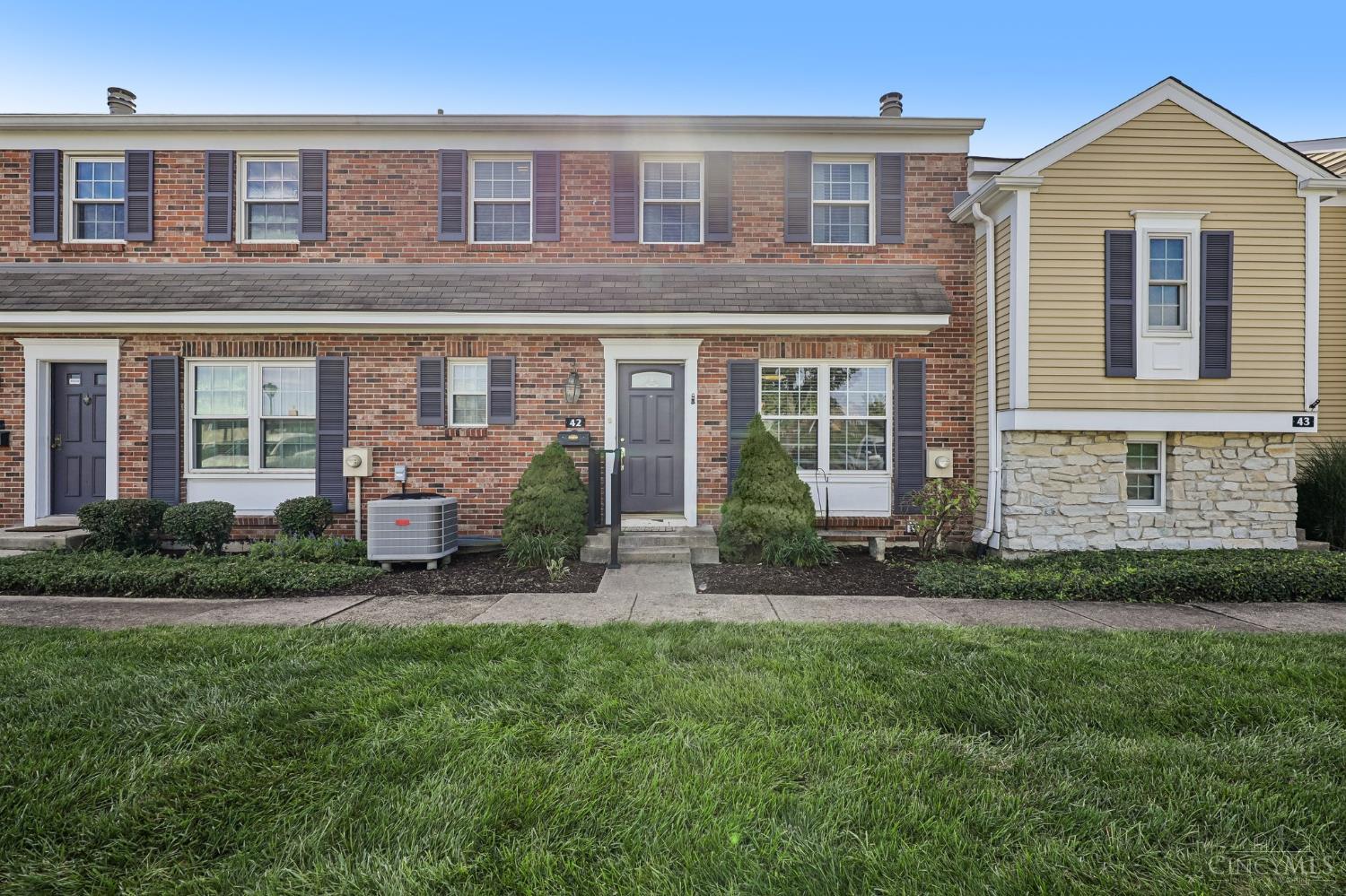 42 Applewood Drive Property Photo 1
