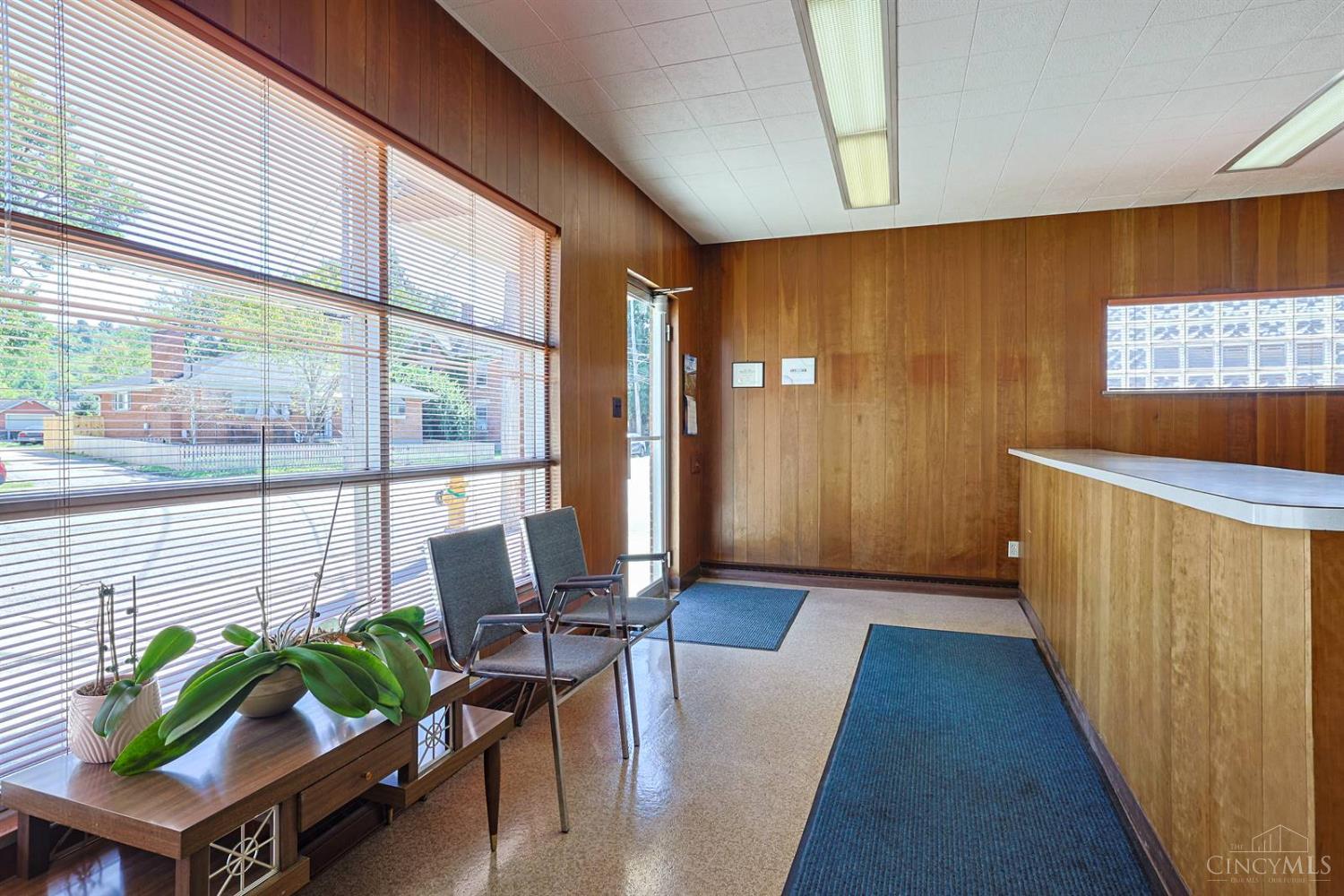 717 Jefferson Avenue Property Photo 3