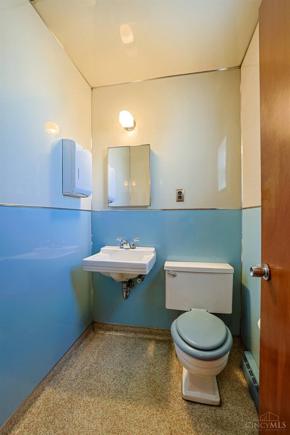 717 Jefferson Avenue Property Photo 10