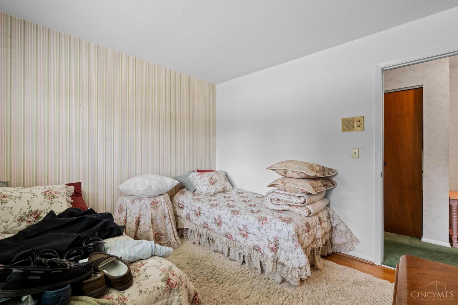 806 Kathryn Drive Property Photo 14