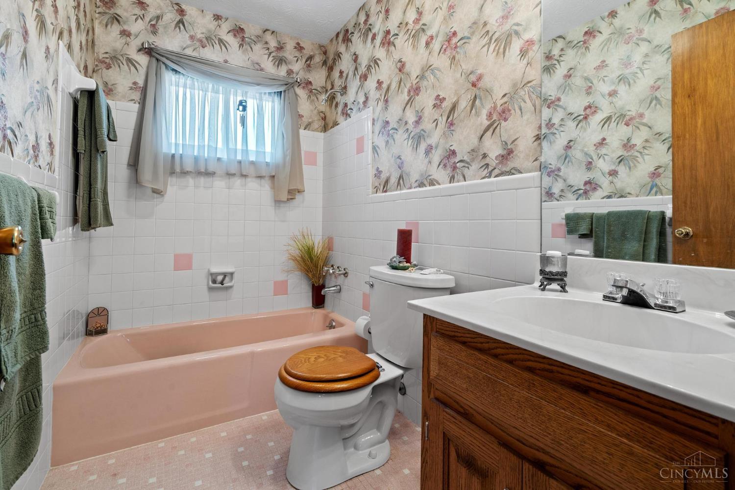 806 Kathryn Drive Property Photo 17