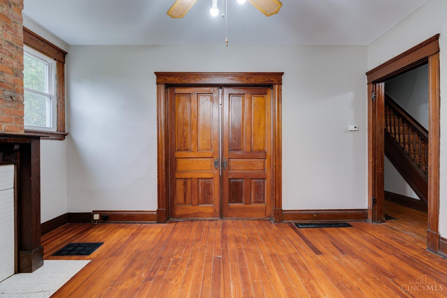 3884 Isabella Avenue Property Photo 14
