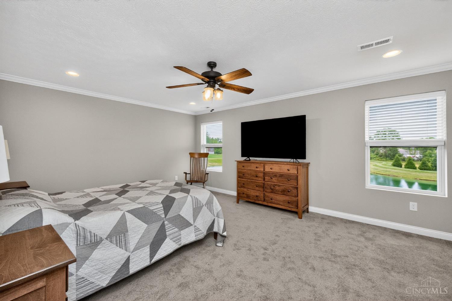 8101 Taffy Drive Property Photo 32