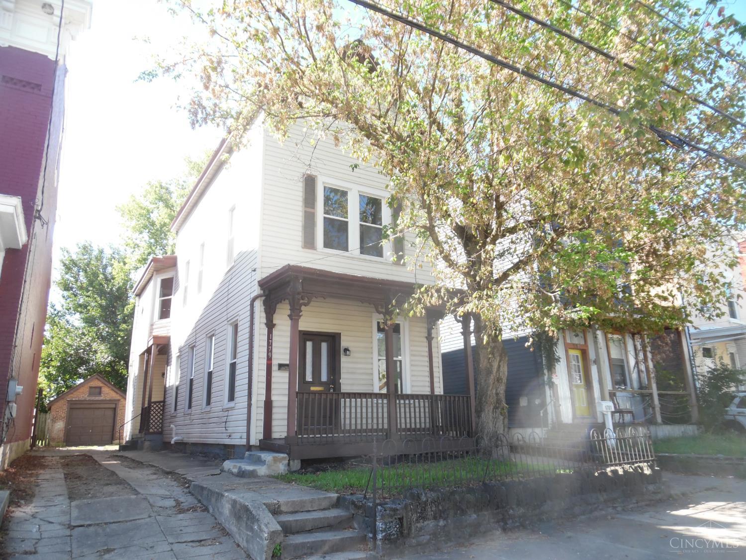1779 Elmore Street Property Photo 1