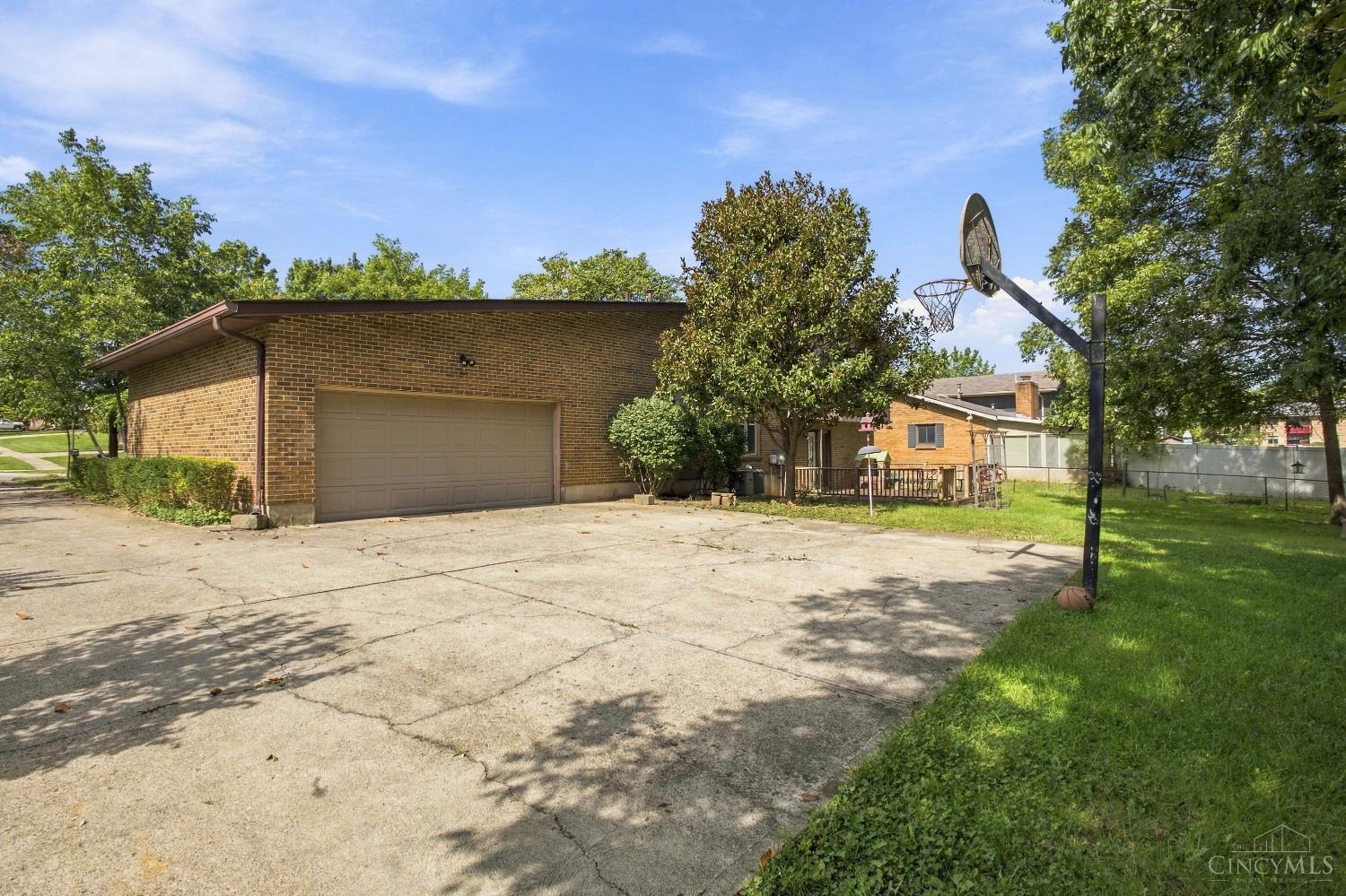 724 Shultz Drive Property Photo 30