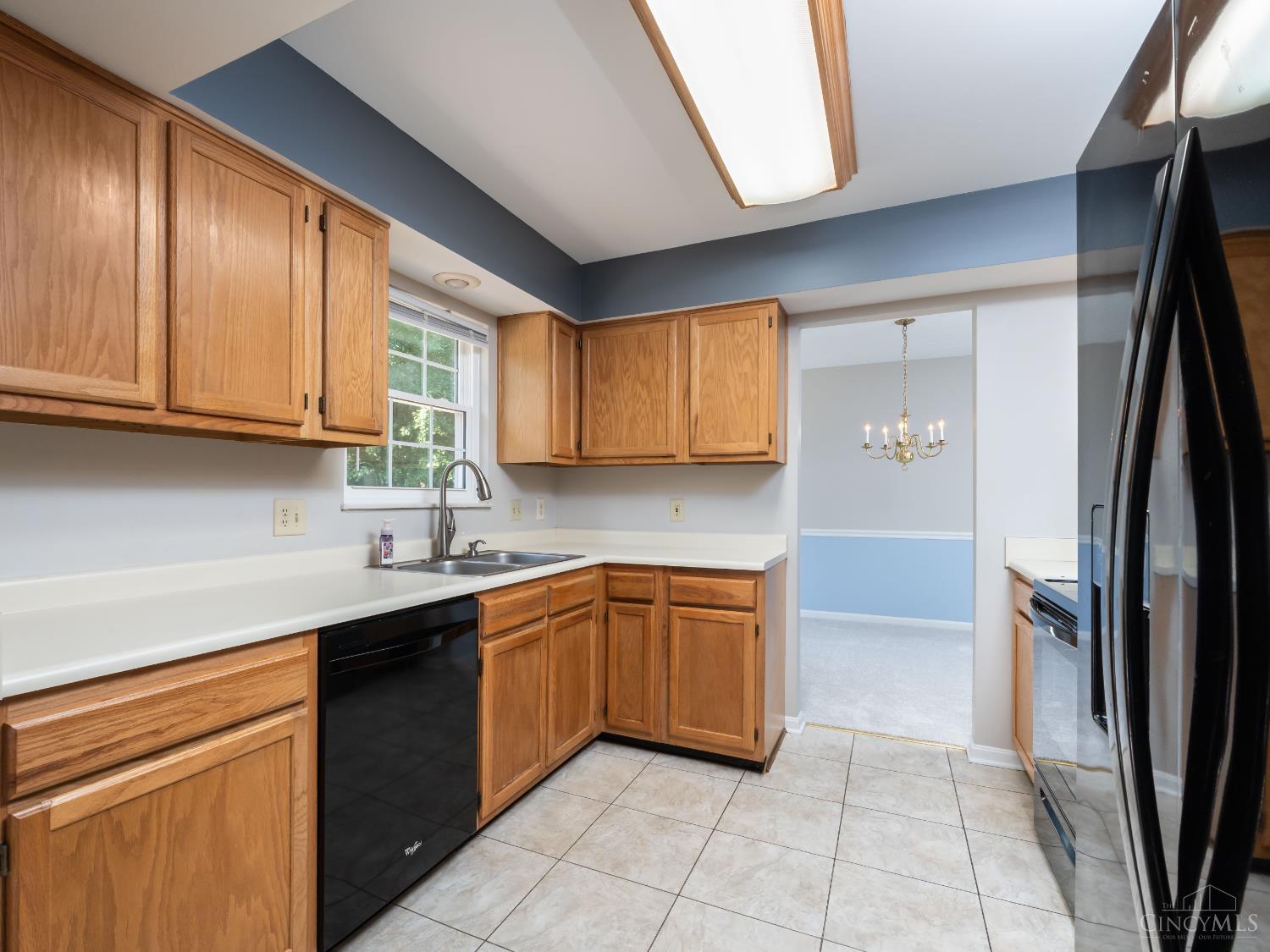 547 Hamblin Drive Property Photo 11