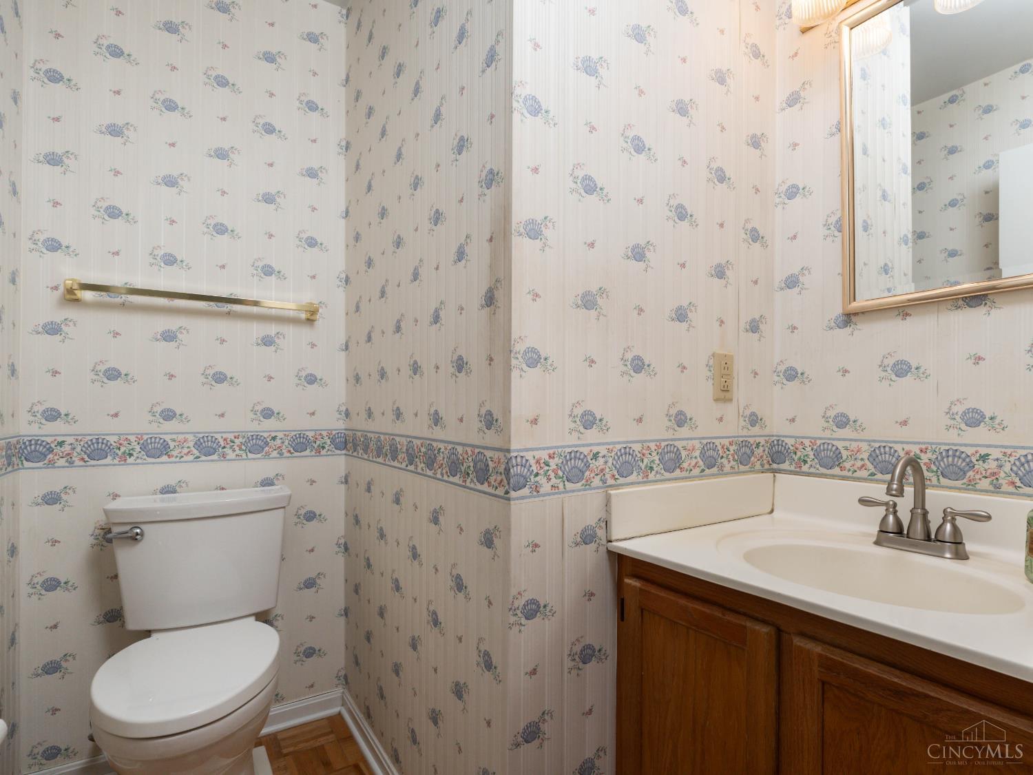 547 Hamblin Drive Property Photo 18
