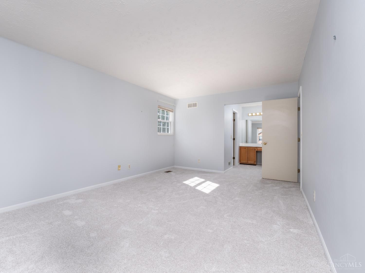 547 Hamblin Drive Property Photo 20
