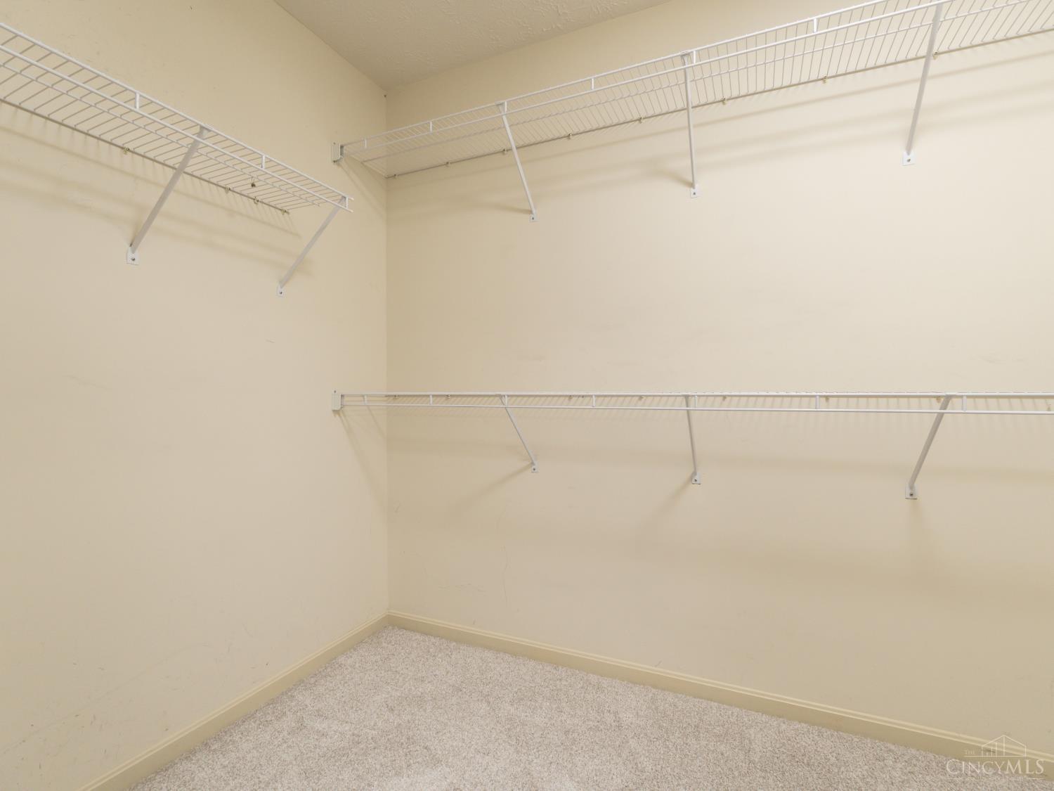 547 Hamblin Drive Property Photo 23
