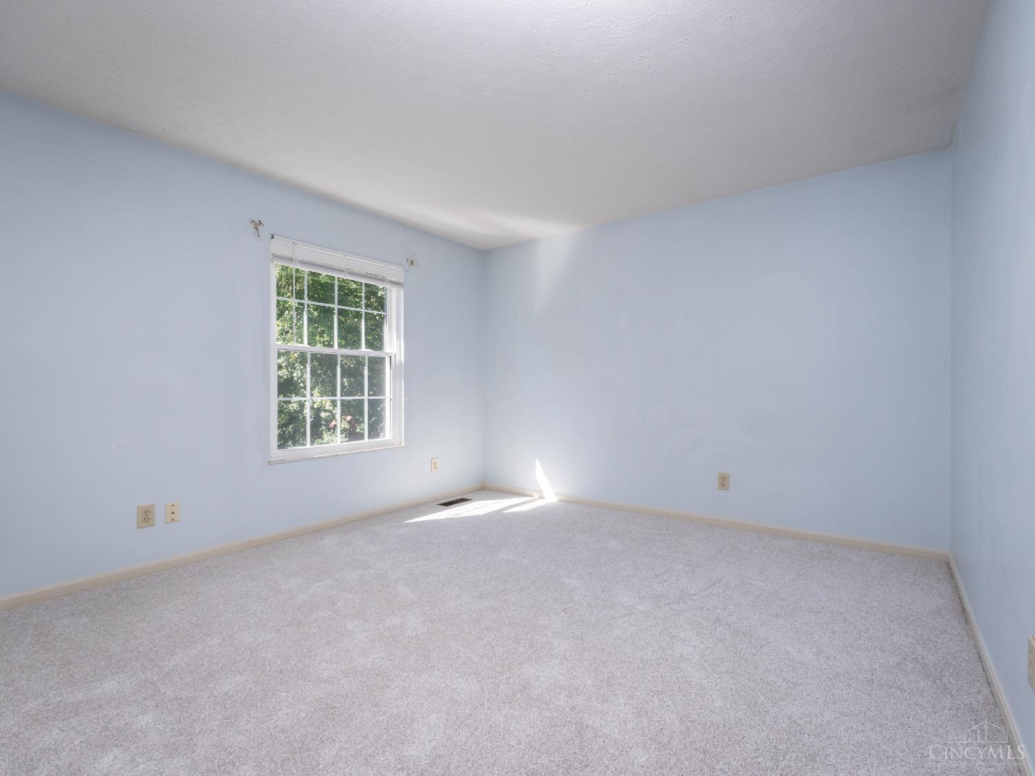 547 Hamblin Drive Property Photo 26