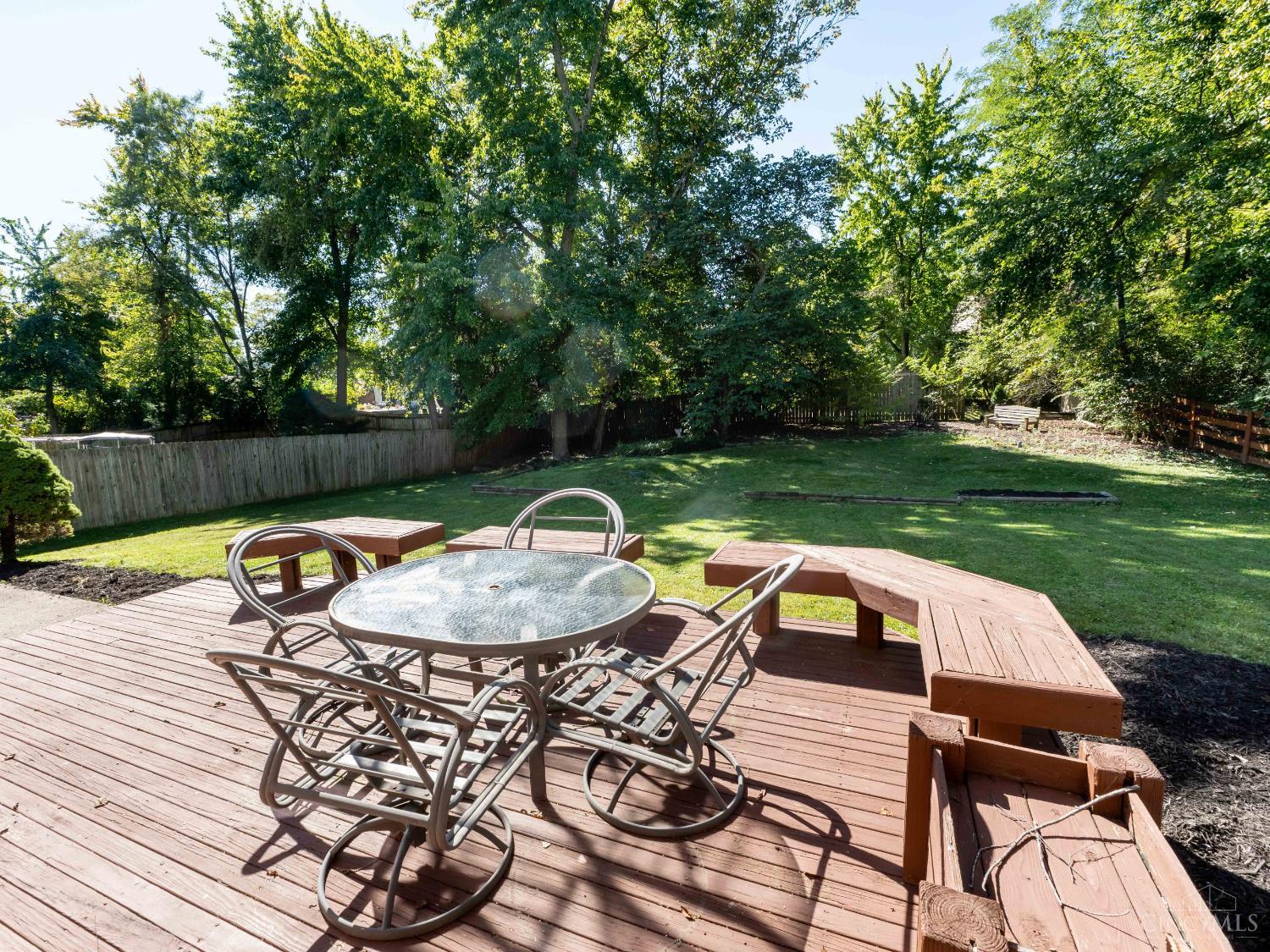 547 Hamblin Drive Property Photo 32