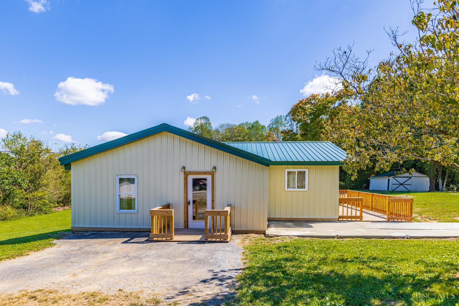 2132 Cedar Mills Road Property Photo 1