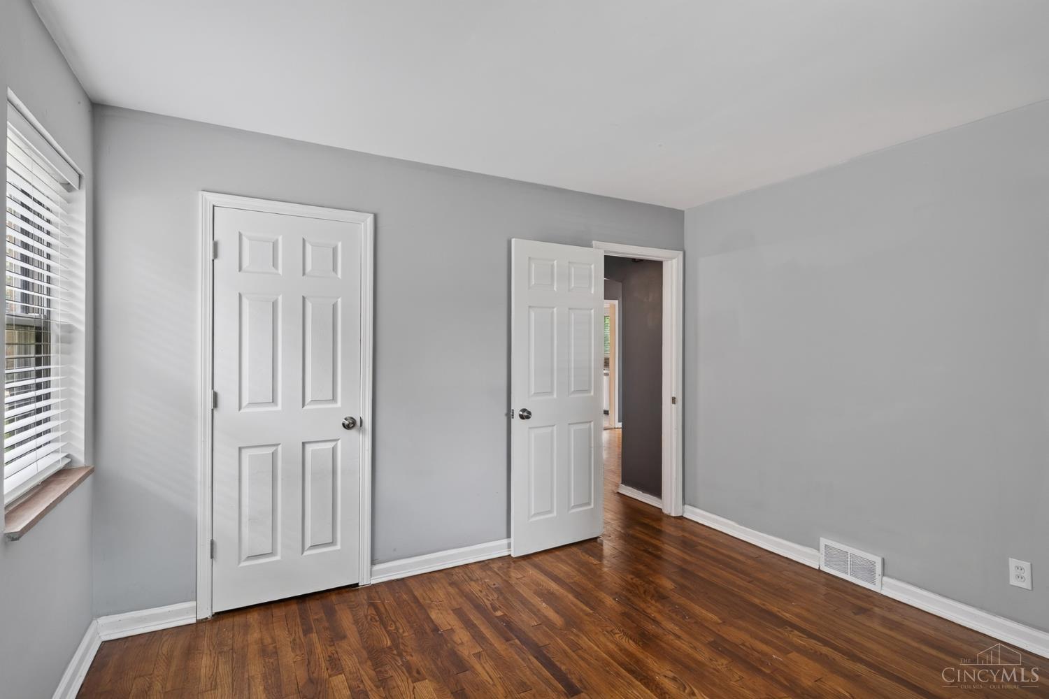 5065 Western Hills Avenue Property Photo 19