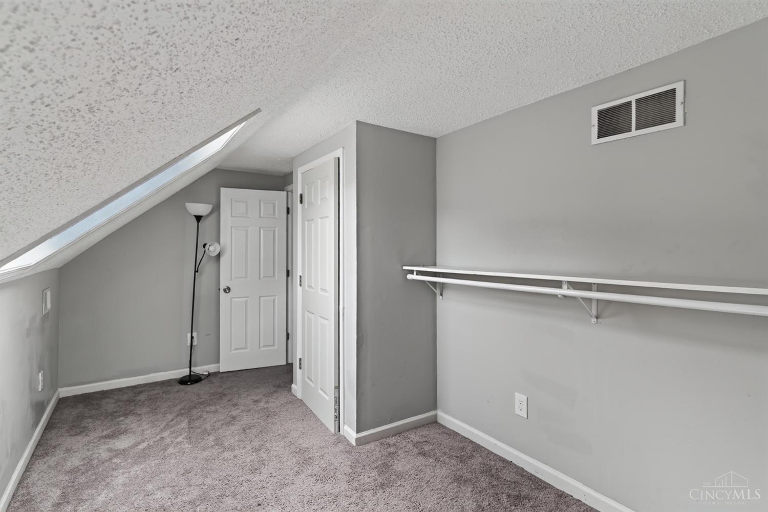 5065 Western Hills Avenue Property Photo 25